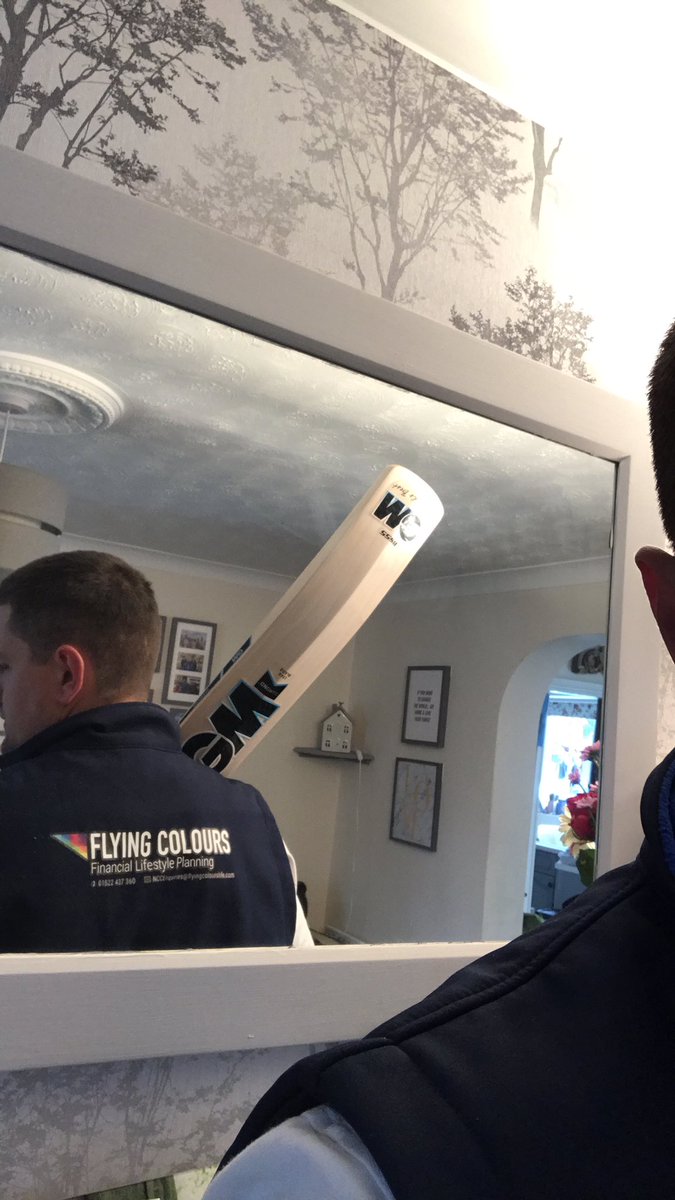 nitramjs's tweet image. Huge thanks to @johncmunton for our club sponsorship, @fabcraftbeer for my player sponsorship and @thecricketbtq for the new bat from @GMCricket. Can’t wait to get playing cricket again now.