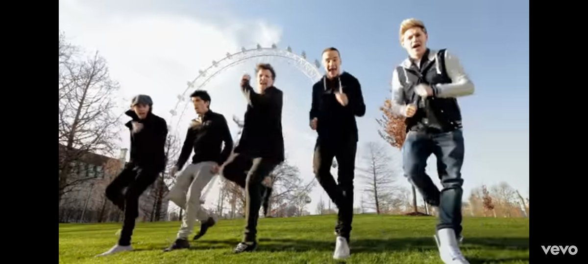 Chethan23612492's tweet photo. Proud of the guys from they have started to where they have ended up. Thanks a million times @onedirection for inspiring me. 
@NiallOfficial @LiamPayne @Louis_Tomlinson @zaynmalik @Harry_Styles https://t.co/dBWXUzcq3R