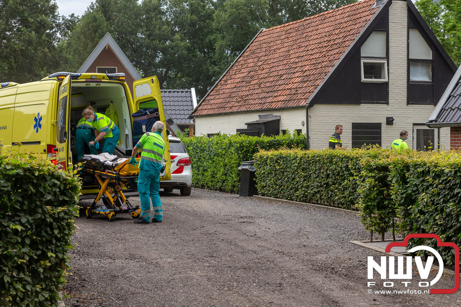 Buurt verontrust door steekincident aan de Berkenweg in Doornspijk DOORNSPIJK – Donderdagmiddag rond  werden de hulpdiensten gealarmeerd voor een steekincident op een recreatiepark met... ..