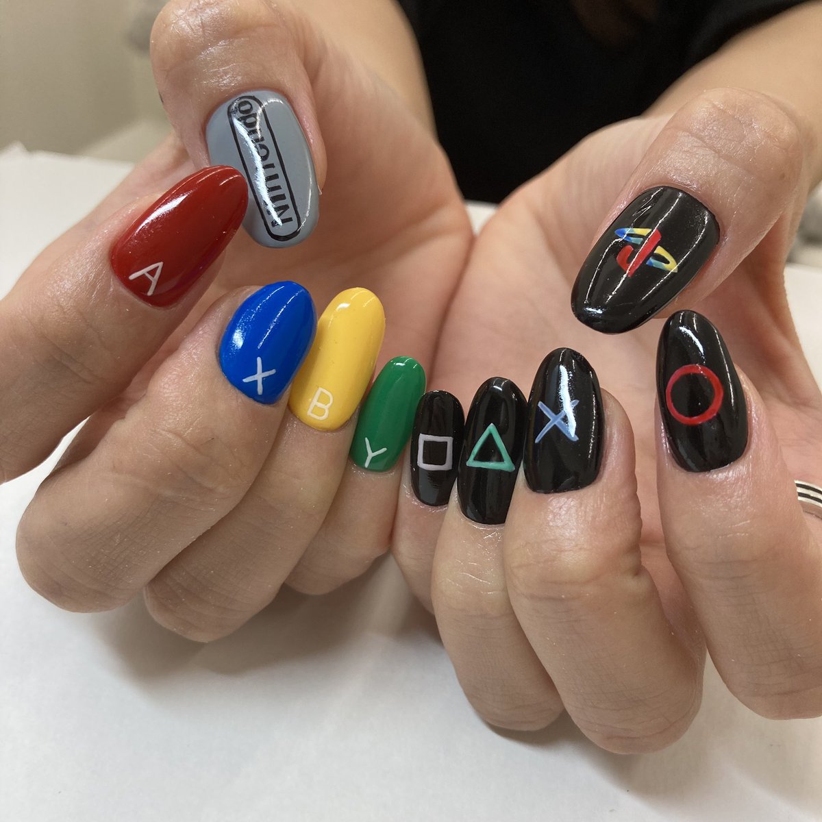 30rose1127's tweet photo. #mynail ＃PlayStation #ファミコン
可愛すぎてお気に入り❣️ https://t.co/Y4Cb9AIxva