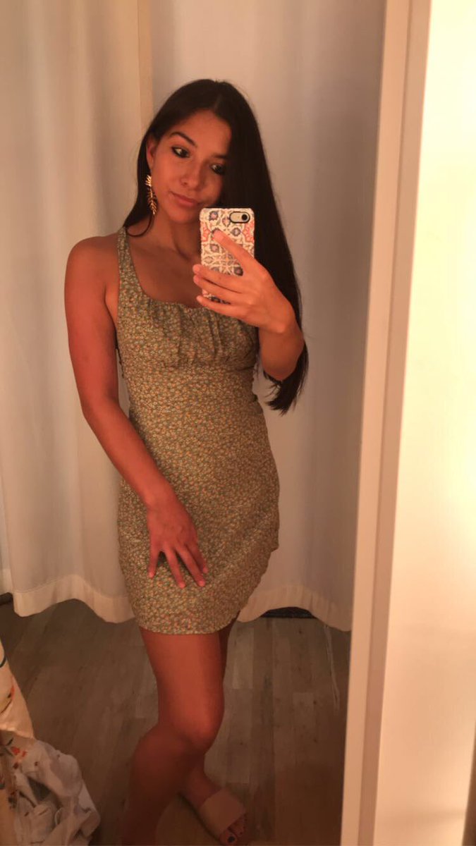 sierramtnez's tweet photo. feeling myself 🪐💫 https://t.co/deN8LsgSUZ