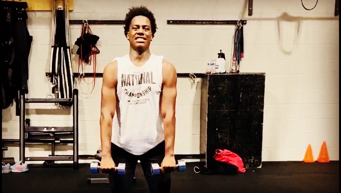 SHADINA's tweet photo. Arm day for the kid @khaleelhoops at @2nd2nunnsports  💪🏾 #heworkshard #classof2023 #Grinding https://t.co/yEiG0IXUUZ