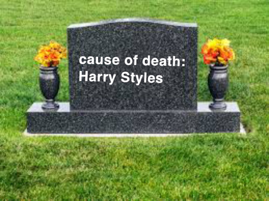 KamlynK's tweet photo. That part in Hey Angel when Harry says “tell me do you ever try to come to the other side” #10YearsOfOneDirection #1D https://t.co/BBCTMCRRmY