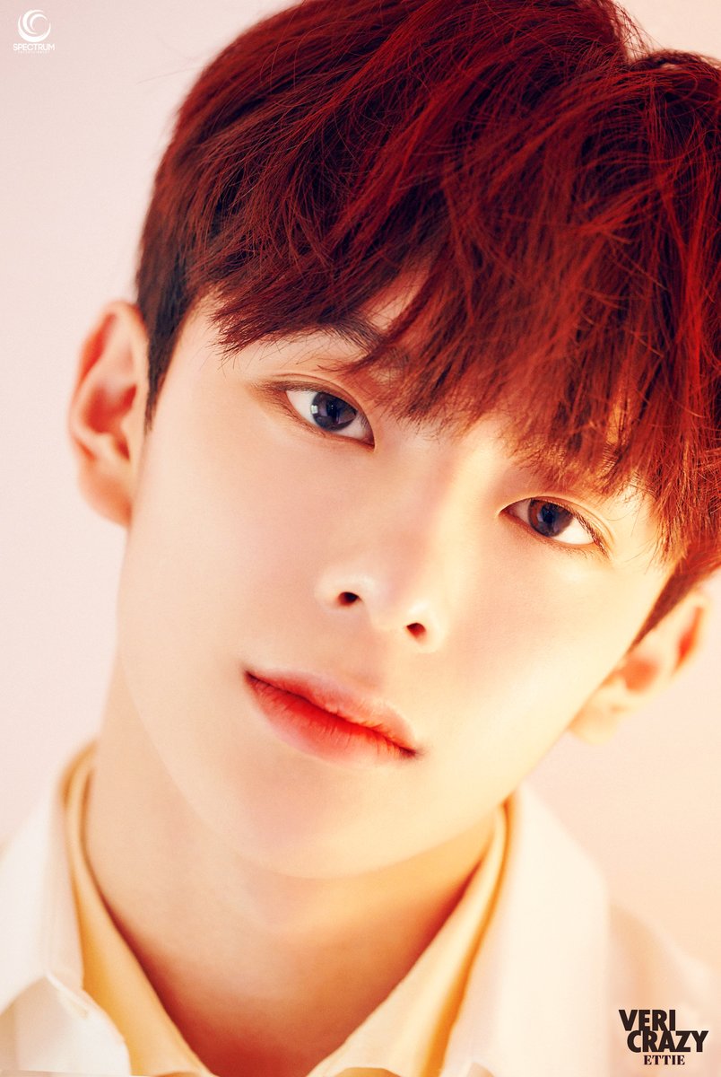 vericrazy_'s tweet photo. ㅤ  🍒・𝐕𝐄𝐑𝐈𝐂𝐑𝐀𝐙𝐘 𝟏𝐒𝐓 𝐒𝐈𝐍𝐆𝐋𝐄 𝐀𝐋𝐁𝐔𝐌.
            ⤷ [ VERI-CHILL ] % Tᥲg Tᥲg Tᥲg.

             OFFICIAL PHOTO : Chill Out Ver.

#베리미친 #VERICRAZY #ETTIE
#SPECTRUMENT #2O2OO8O7 !¡ https://t.co/osnVmisui6