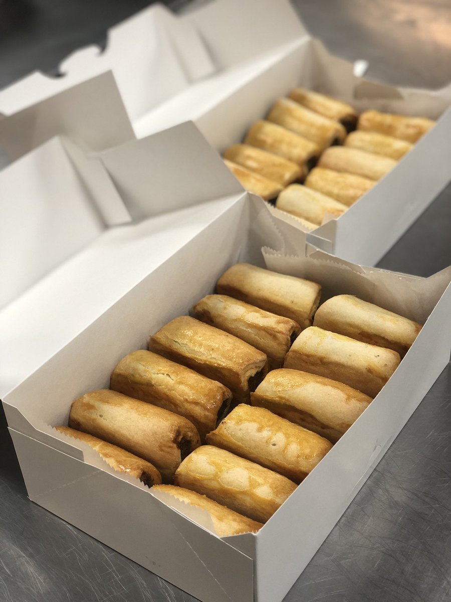 getadun's tweet photo. - busy local (orders) catering pick up day from our kitchen! #AllIDoIsCook #LocalCatering https://t.co/l2zN78Xdmq