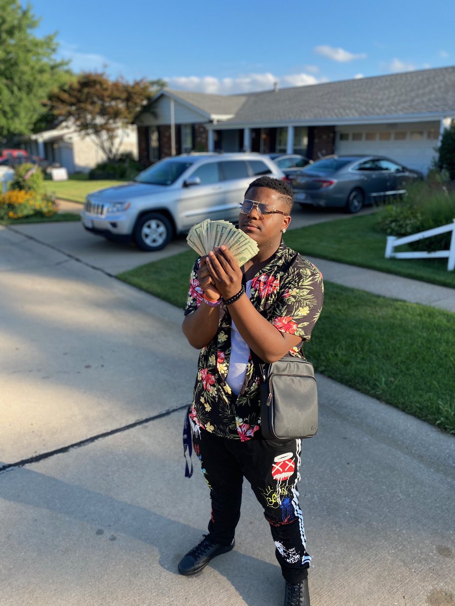 Lord I’m just a nigga tryna win. Lord I’m just a nigga so I Sin‼️🖤🦍