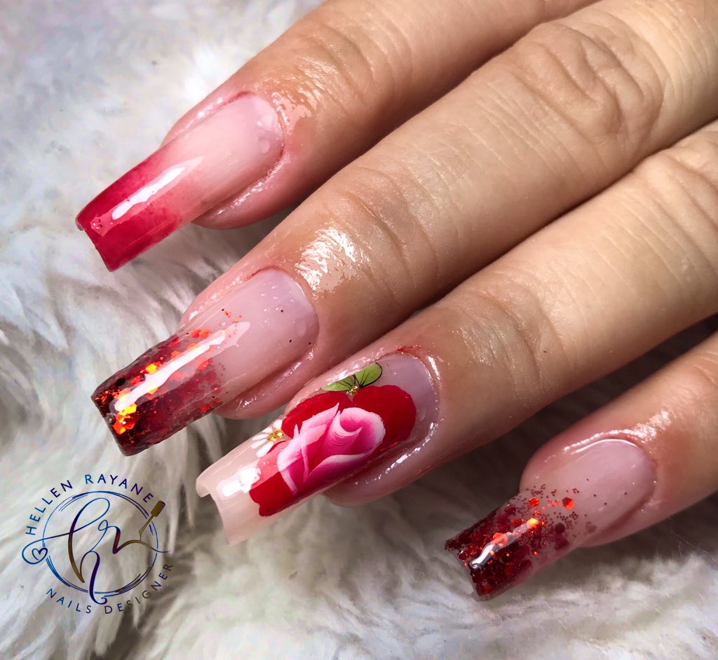 HellenRayannee's tweet photo. Deus é Top🤲🏾✨

.
.
.

#nails #unhasdegel #acrylicpainting 
#fibras #fibrasnaturales #fibrasdevidro 
#amor #desing #artistsoninstagram 
#instagram #acrilicnails #acrilico 
#unhasdecoradas #unhasgel 
#unhasdegelperfeitas #perfect 
#floresmalteria #floresmatizadas 
#Topnails #unhas https://t.co/nkSobyjfSz