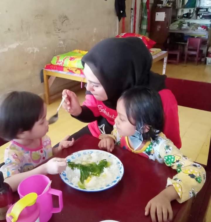 Tokoh Pendidikan Kota Medan Dr Hj Fitriani Manurung Spd Mpd Minta Pemimpin Kota Medan Ke Depan Peduli Dan Mempunyai Fokus Isu Terhadap Persoalan Anak Di Kota Medan

sumut.kabardaerah.com/tokoh-pendidik…

#JadikanMedanLebihBaik
#MedanButuhSentuhanIbu
#SahabatBundaFitri