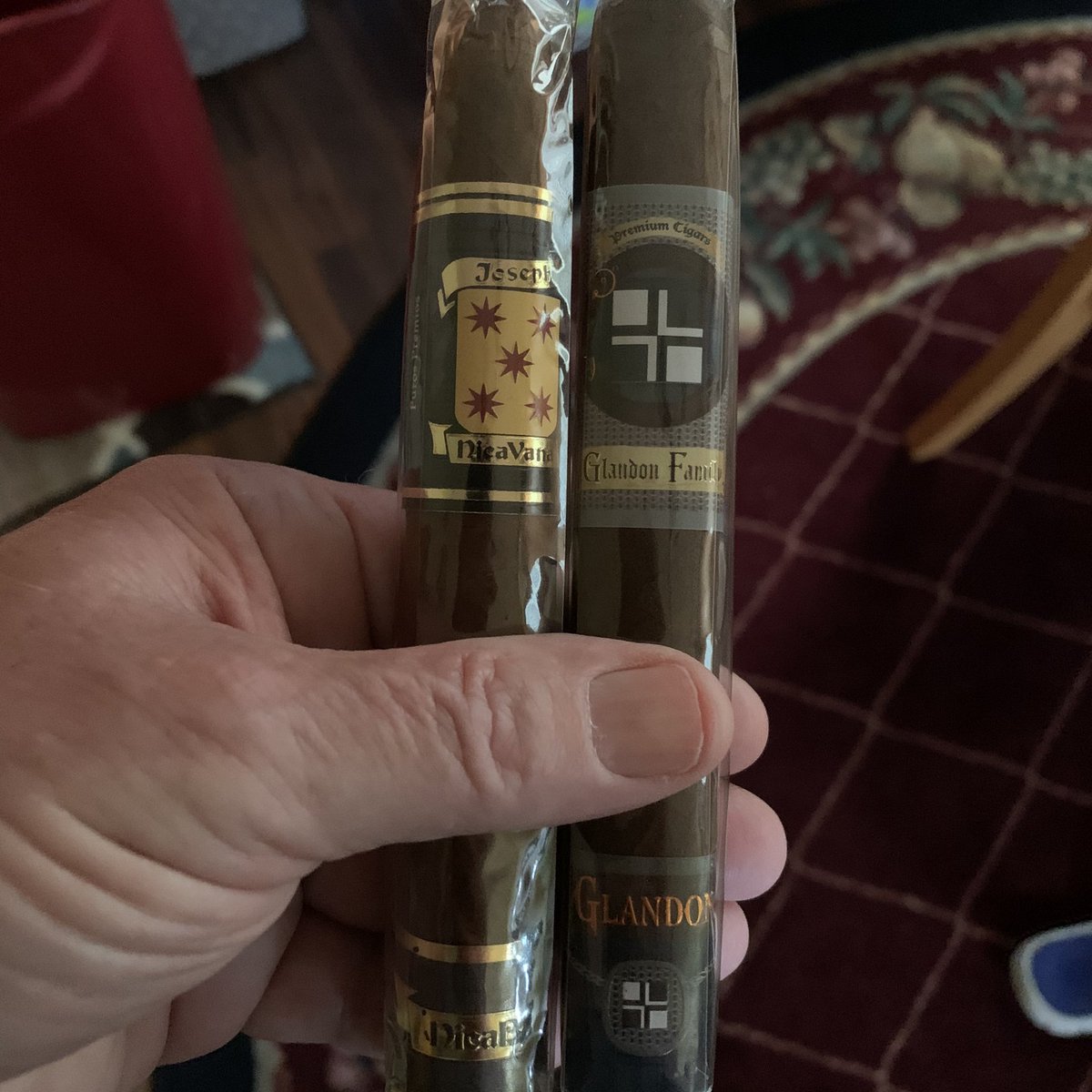 CigarPoppa's tweet photo. Thanks Alan.  #SalamancaLicious #NicaVana #GlandonFamily @CigarGent_CV-66 @The_DonFonseca https://t.co/CYsqf2LyIR