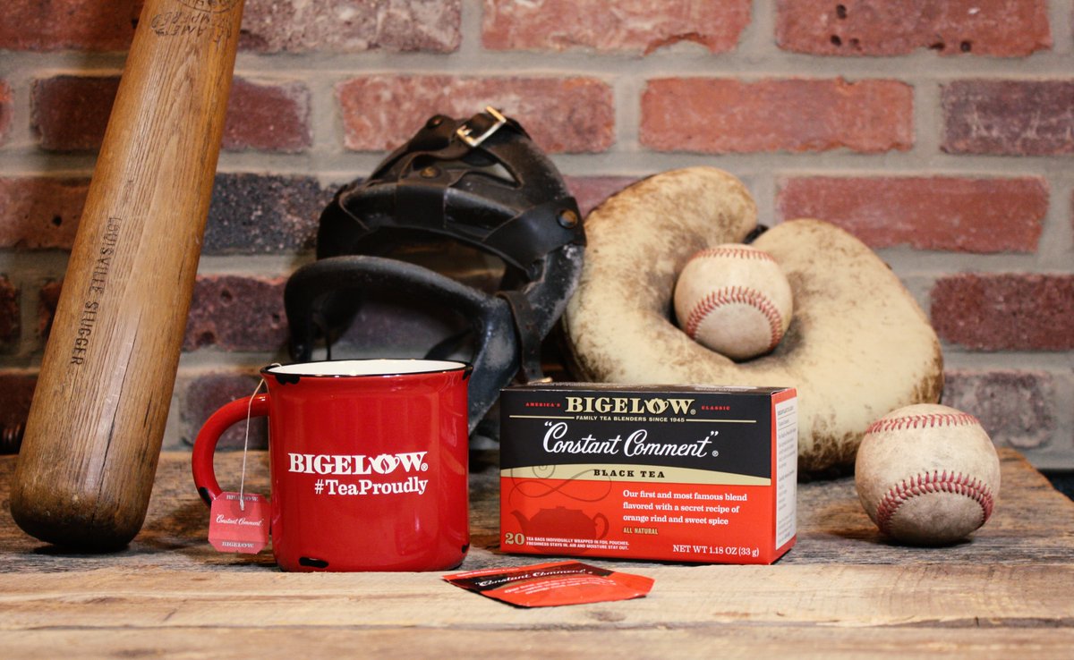 bigelowtea's tweet photo. Two classics. Finally. #BaseballisBack https://t.co/xpxtbnItqi