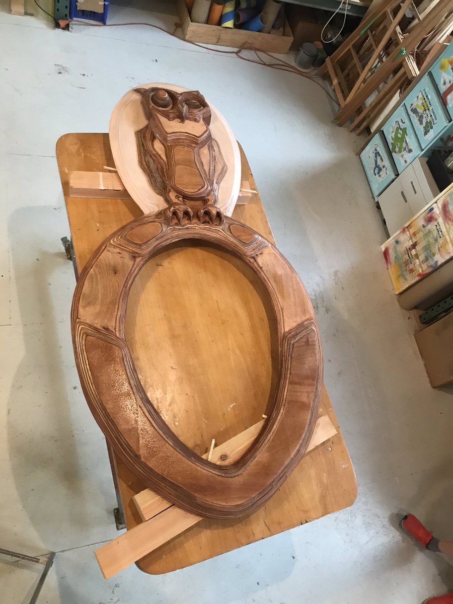 maak_lab's tweet photo. Een uilskuiken, die niet ziet wat het is geworden.
Het was geen eitje, maar wat een mooi eindresultaat! De entree voor @deBoomhutArnhem is klaar en deze week geplaatst. 
Met dank aan alle jongeren die er aan mee gewerkt hebben!

@mdt_nl doen we samen. https://t.co/2jR8Bzt6iW