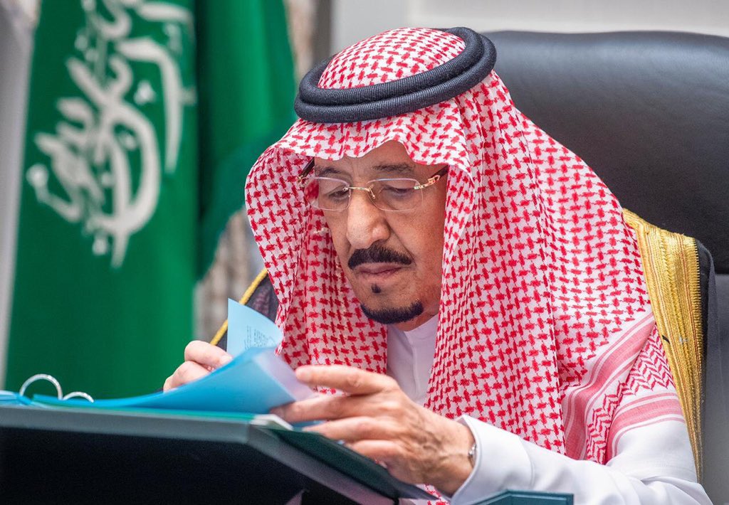 ahalykh's tweet photo. نحمد الله تعالى على نجاح العملية الجراحية التي أجريت لـ #خادم_الحرمين_الشريفين
ونسأل الله تعالى أن يحفظه، وأن يتم عليه لباس الصحة والعافية.
#سلامتك_يا_ابوفهد https://t.co/U4K13M7Gln