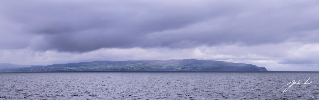JtaTodd's tweet photo. Donegal from Portstewart, Northern Ireland, Attempted to make a pano using 6 portrait images using my vintage manual Minolta 200mm prime lens. #Flickr https://t.co/xOt01yZOM5 #Photography #sony #sonyalpha #sonya7 #discoverni #landscape200mm, 2020, adaptedlens, amateur, atlantic… https://t.co/2lAbjK8NFG