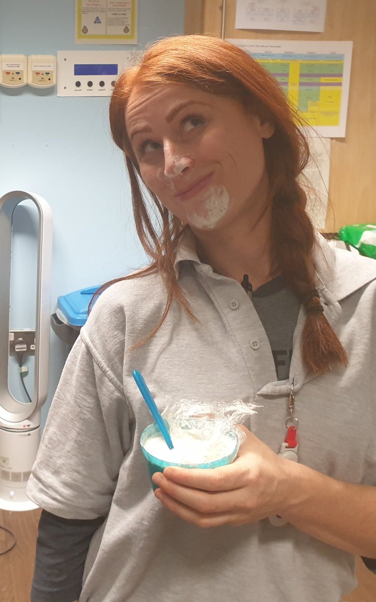 LodgePebble's tweet photo. Hayley has been keeping the young people busy this evening, making milkshakes and then homemade face masks! 😍 https://t.co/wxuxTOrNMJ