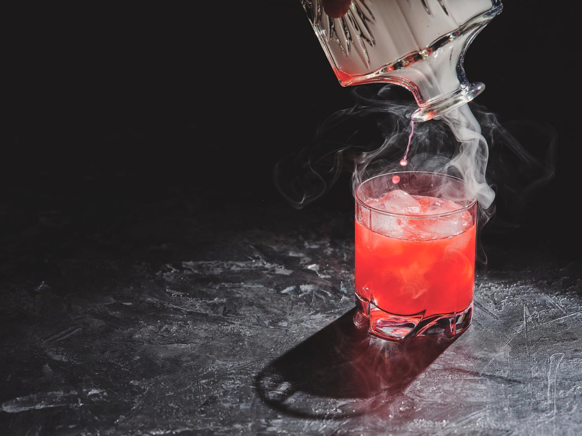 Repost from holyspiritsca (IG):

G e h e n n a 💀
1.5 oz Tres Agaves Tequila
.5 oz Los Vecinos Mezcal
.75 oz Lime Blend
.5 oz Mixed Berry Syrup
Cherrywood Smoke Infusion
2 Dashes Habanero Bitters
•
•
•
Smokey, spicy, refreshing.