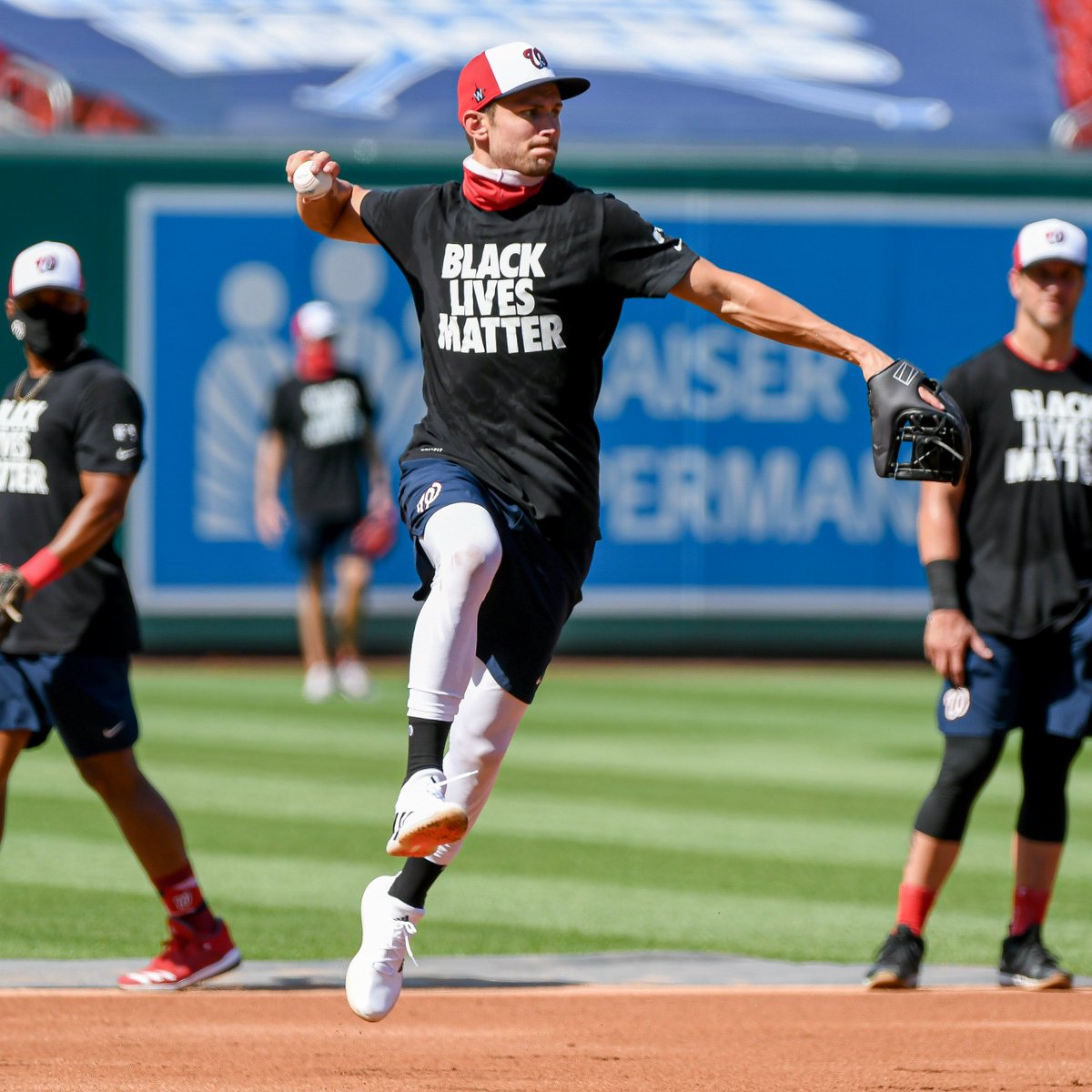 Nationals's tweet image. Playing for more than ourselves.

#BlackLivesMatter // #NATITUDE