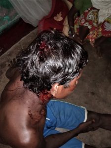 _lumenlife's tweet photo. Christian family returns to village in #India following attack that sent them fleeing for their lives; hopes to work their fields in order to eat. #Persecution #IndiaPersecution https://t.co/oVPq6Xneob https://t.co/cPueLnuc5g