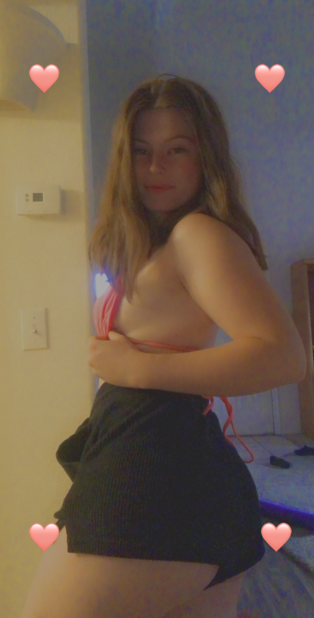 3 pic. lame pool pics..but in pink!!🌺 🌸🧞‍♀️ https://t.co/ERqPjpUu2T