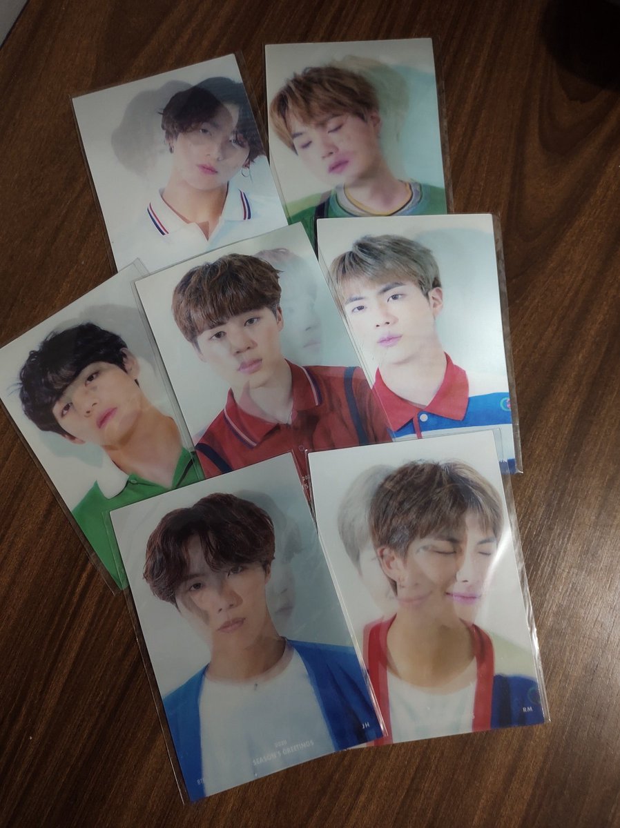 PurpleMoonRM's tweet photo. 💠 Lenticular Fanmades Season Greeting 2020.

💰 18,00 cada + frete.
☑️RM
☑️JIN
☑️SUGA
☑️JHOPE
☑️JIMIN
☑️V
☑️JK
Obs: Tenho apenas um de cada membro.

💳 Depósito ou Transferência
Paypal / Picpay https://t.co/otjcBG5Afq