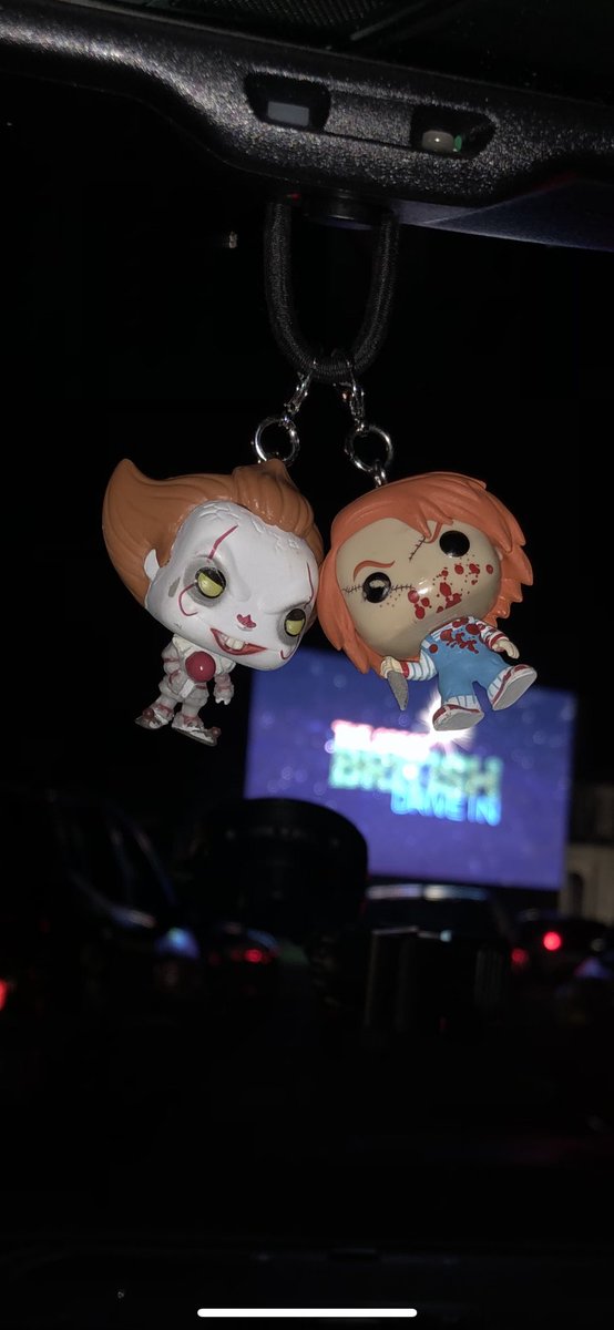 SeanDawson85's tweet photo. Ready to watch their pal Michael do his thing 🔪 🎃 #thegbdrivein #halloween #MichaelMyers https://t.co/DJIgnjRv6G
