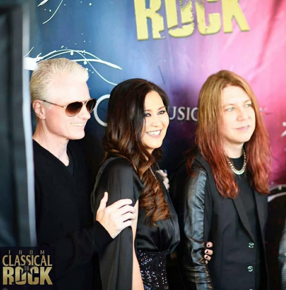 classicaltorock's tweet image. Our co-founders and producers of #FromClassicalToRock:  #Cellist #StanSharp, #violinist #Yutong and #bassist #MartenAndersson (#SteelHeart), 2018.
#ocmusicdance #IrvineBarclayTheater #musicians #musicanddance #charity #concert #benefit #nonprofit #giveback #forthekids