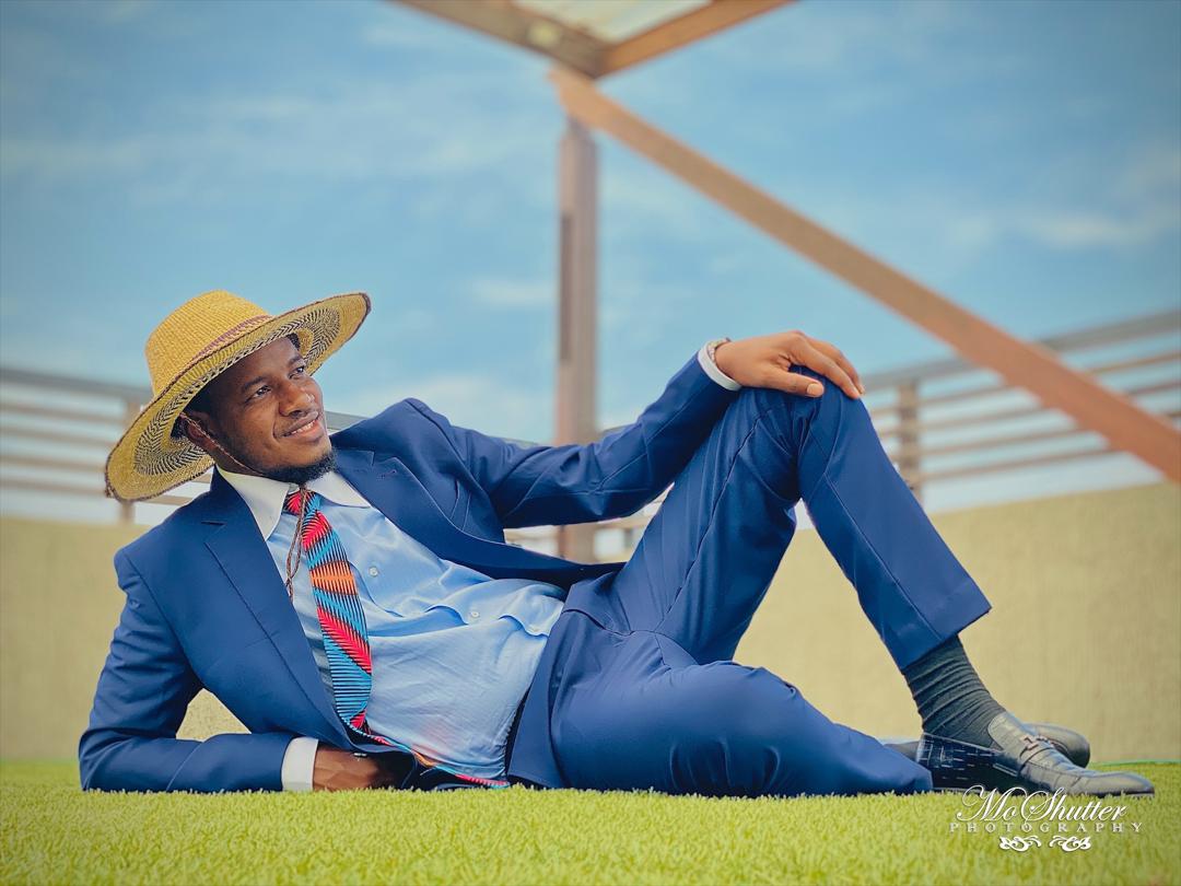 UmaruSanda's tweet photo. I'd wanted to publish a book this year to mark my #10YearsAtCiti and name it #CowboyDiaries but I realized aunty Coro wouldn't allow biiiiiig men come to the launch and buy at huge price and make me rich to build my own house. 

Therefore, book launch postponed to after COVID. https://t.co/d38fAvgz5J