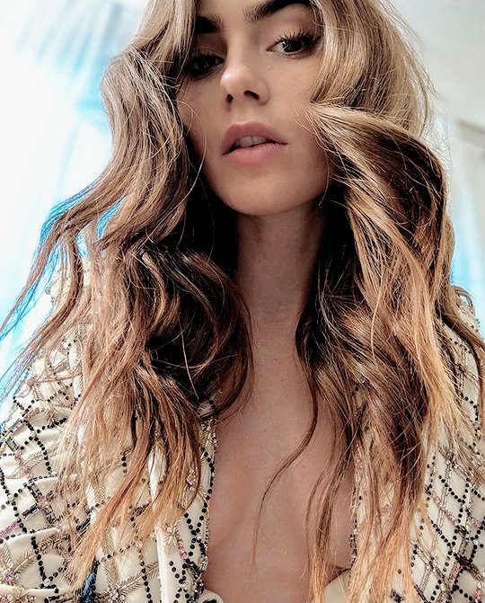 Μακαρια. (@sgoddessofdeath) on Twitter photo 