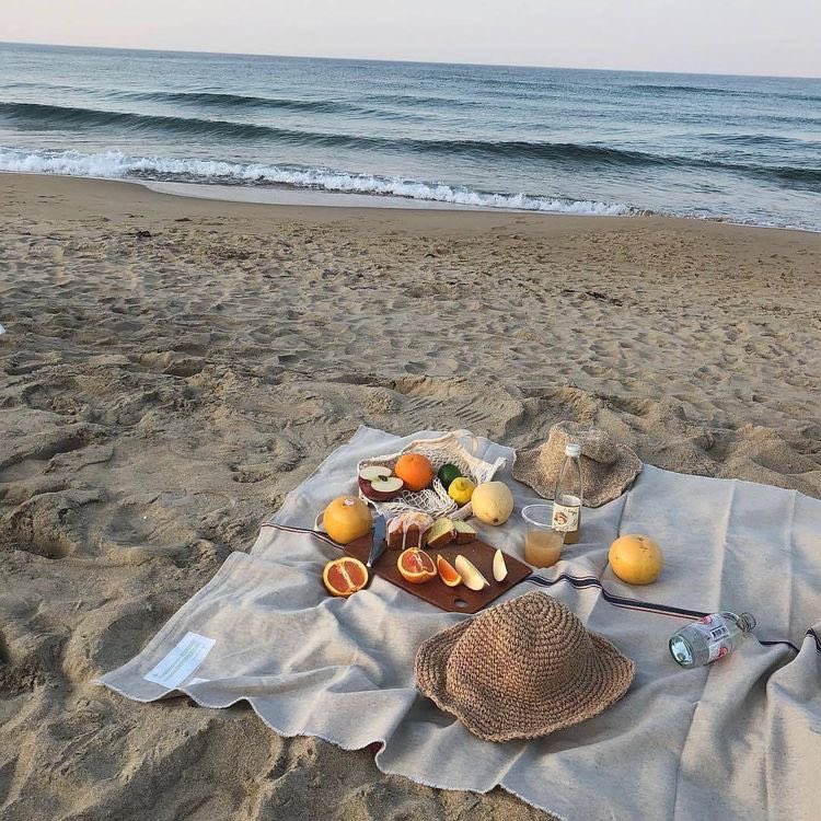 chersmokes's tweet photo. Les vacances dont j’ai besoin. https://t.co/OhM0LtLEod