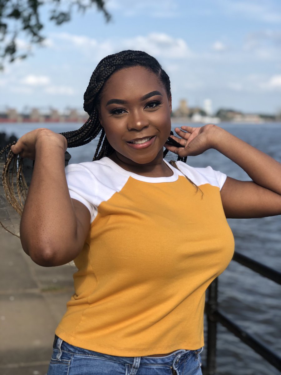 TeNeshaHawkin11's tweet photo. You've gotta dance like there's nobody watching....๐๐พ #SingerTeNeshaHawkins #praiseandworshipleader #femalevocalist #newmusic #turningpointamg #followmeonfanpage #followmeoninstagram #followmeontwitter #likemeonFacebook
#resuscitate #indieartist #theorchard #sony #godisgood https://t.co/Ts5qqZF9LZ