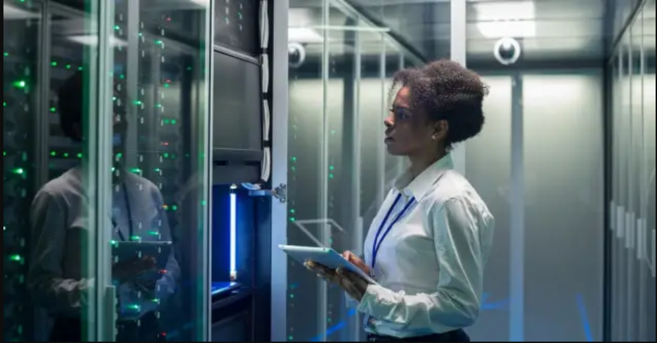 IBMPartners's tweet photo. Overcome bottlenecks and inefficiencies like #DataExposure and costly #DataBreaches. Safeguard your sensitive data with a next generation data #security approach. Read how. https://t.co/DXEkGlpWGw #BPSecurity https://t.co/CAAaA1EmZV