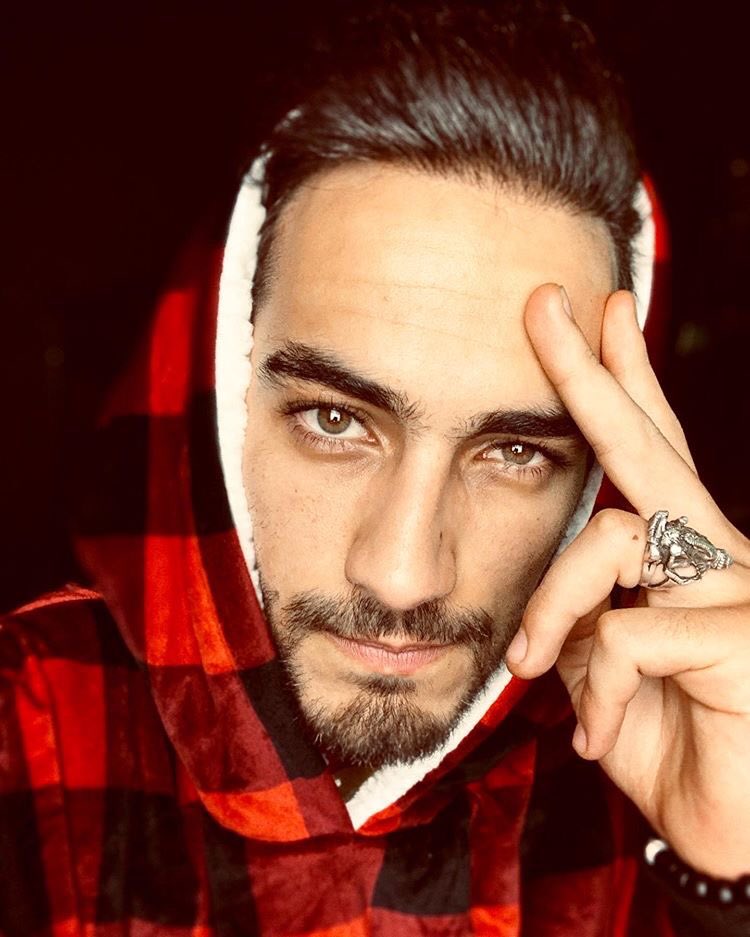Mundo_Duval's tweet photo. 📸| @Michel_Duval vía Instagram

• 23 de Julio •

Esquimal Leñador https://t.co/Jg5Pq8hEjI