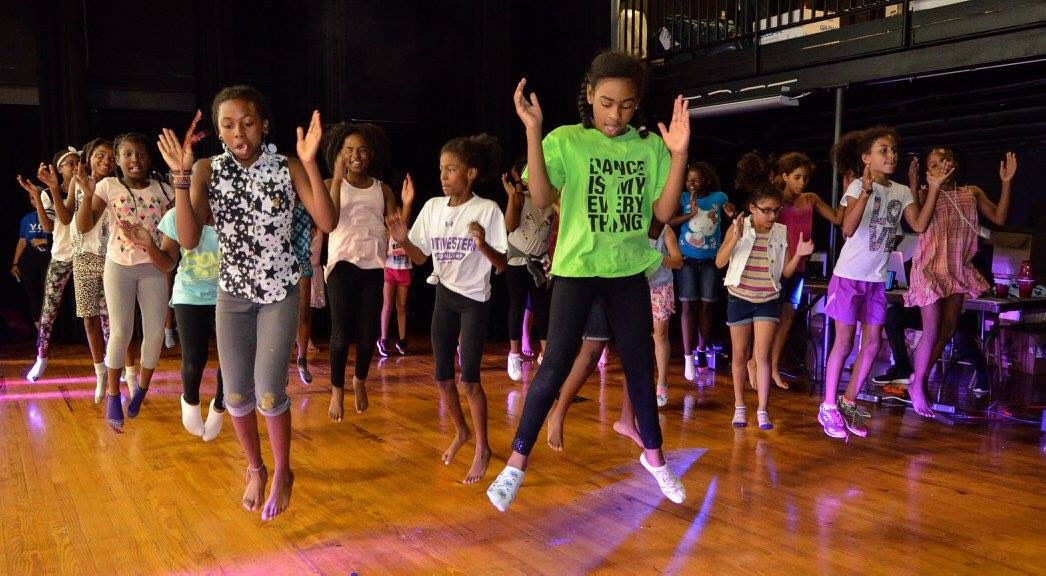 YOUevanston's tweet photo. Under more typical circumstances,  Y.O.U. would host our annual Summer Showcase this month. This is always a terrific opportunity for youth to share projects and activities from summer programming. Here are some highlights from past Summer Showcases! #throwbackthursday https://t.co/oA0dhMPqP9