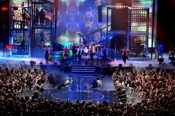 joeymonda's tweet photo. The Chromatica Ball tour was supposed to kick off TONIGHT in Paris 🥺 https://t.co/f5kmJ1LKpK