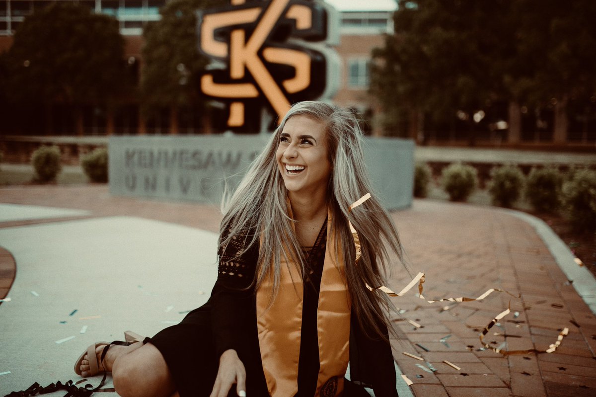 MrsHemphill304's tweet photo. And so the journey begins! You’re looking at the newest 4th grade teacher at Baker Elementary 🐻 🍎. I have never been more sure of a decision in my life, nothing but love and support. #CobbNTA2020 https://t.co/lHUxJFCvQa