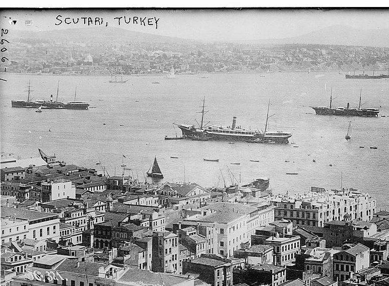 Karaköy'den Üsküdar'a bakış 1910
