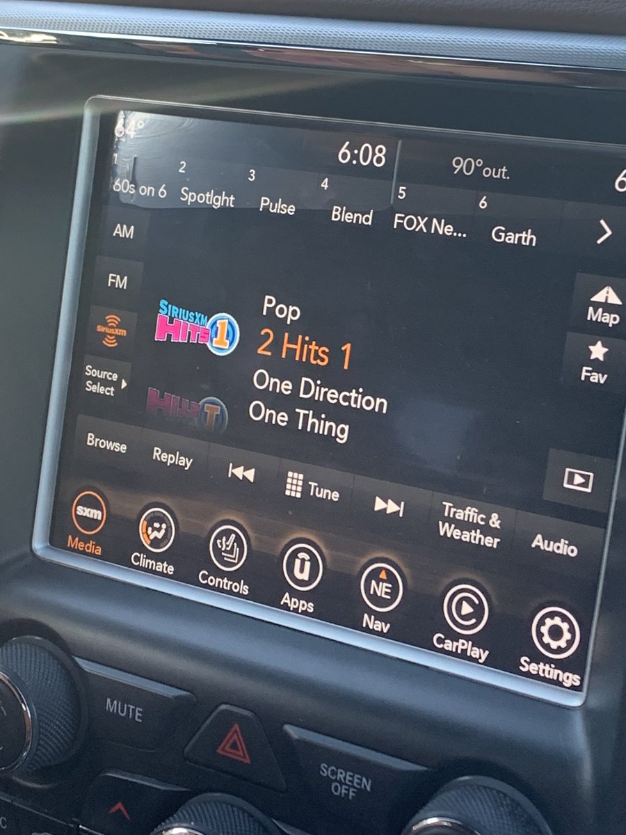avis2000's tweet photo. @SiriusXMHits1 this hurts but thank you 🥺 https://t.co/XxD3xItxSO