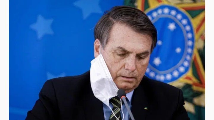de_40tena's tweet photo. Verdades da 40tena part05:

Quando previram que 2020 seria "o ano que as máscaras vão cair ", não foi bem assim que imaginei.
#quarentena
#forcacorona
#marypiffsalvavidas https://t.co/REbBzuxLTH