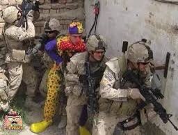 E_A_S12's tweet photo. @19_saron شكلي وانت تحميني😂😭 https://t.co/Lmy1vJg0hM