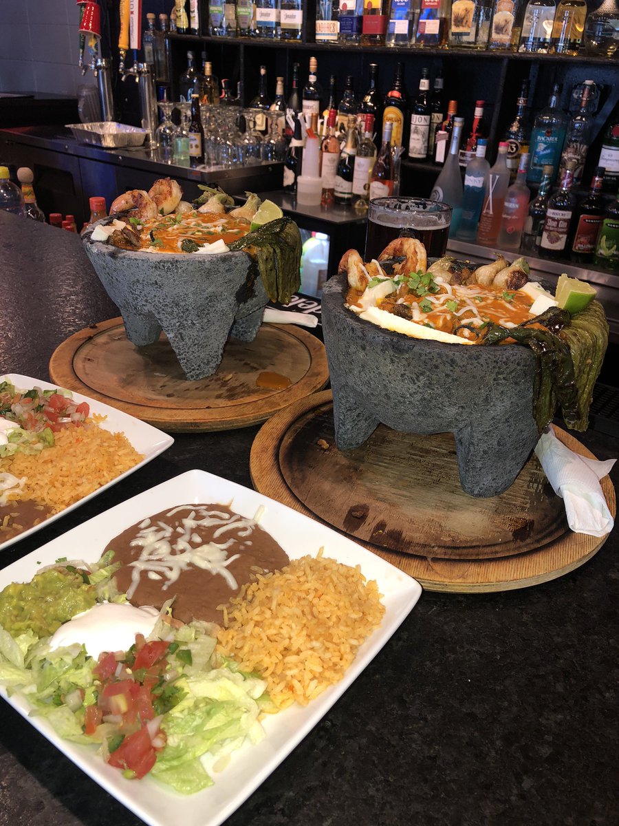 TesoroBeachRB's tweet photo. El Molcajete Tesoro💯🔥 https://t.co/7g1Tmwpu4e