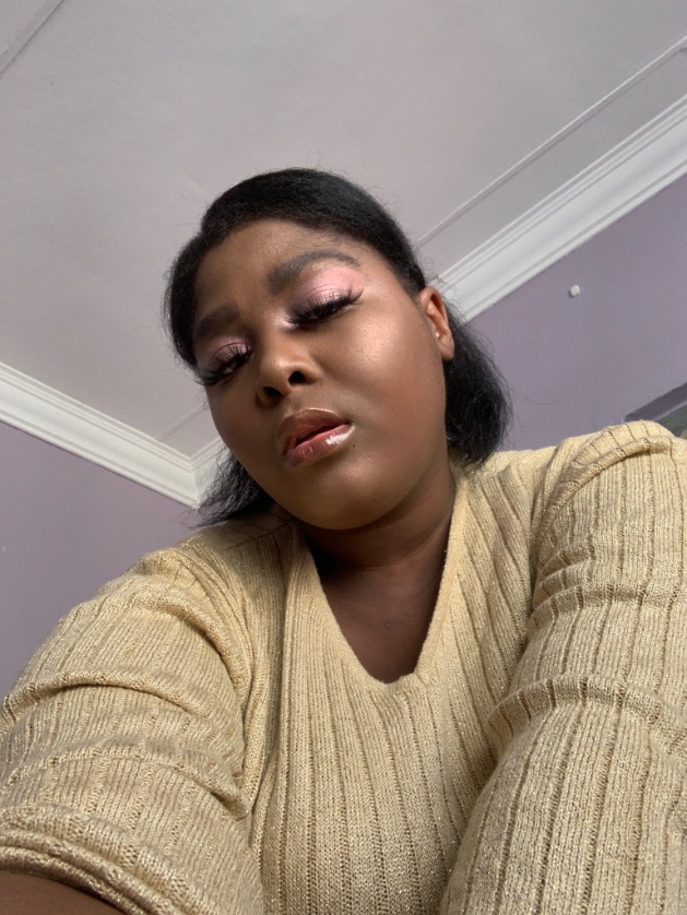 TianaSt_'s tweet photo. 👀

#straightnatural 
#make up
#melanin https://t.co/tmAgnJlZFr