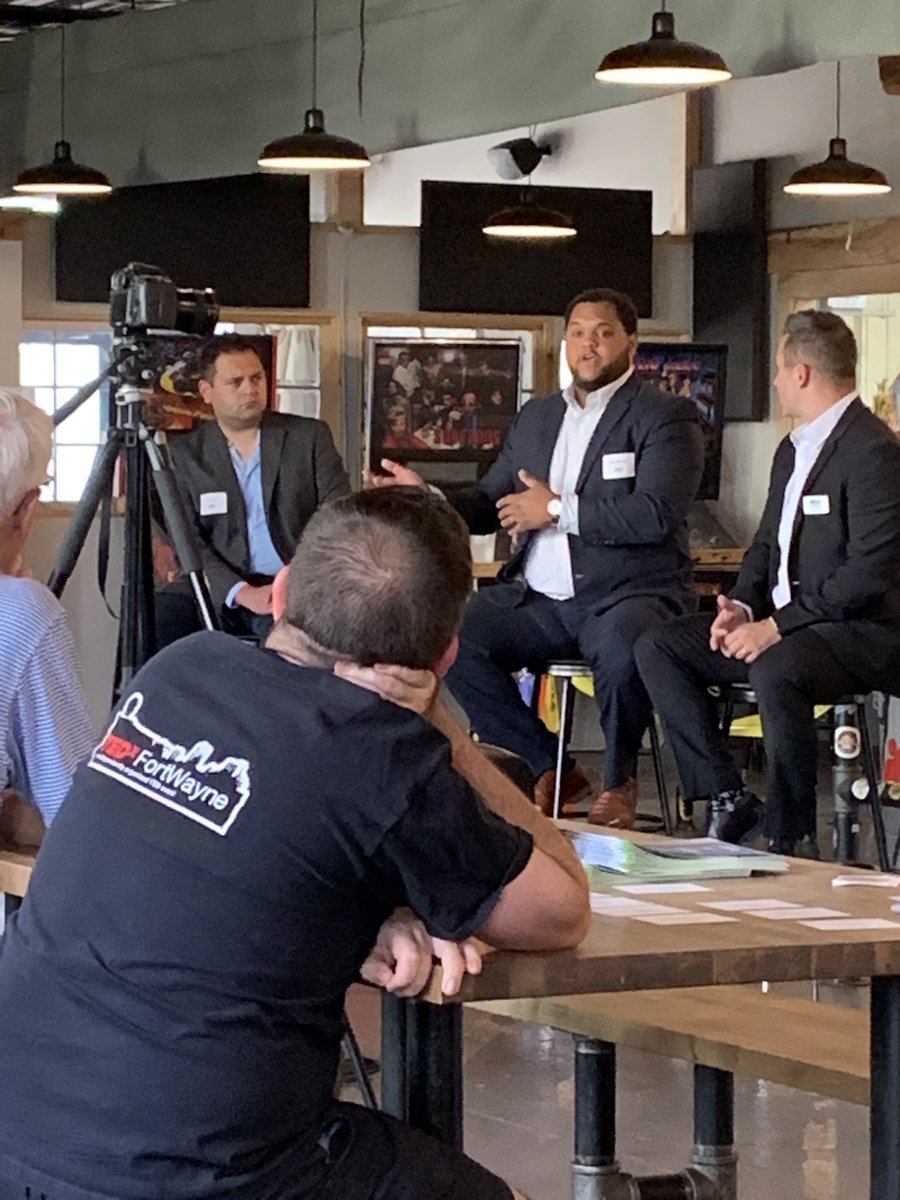 fnpiv's tweet photo. Diversity and Inclusion panel hosted by Young Leaders of Northeast Indiana this evening.#youngleaders #ylni https://t.co/bgliBGQr8m