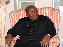 #Burundi -L'ancien facilitateur dans la crise #burundi-aise (2015) et 3e  président de la #Tanzania (1995-2005), Benjamin William Mkapa est décédé ce jeudi à l'âge de 81 ans. 
#RIPMzeeMkapa
