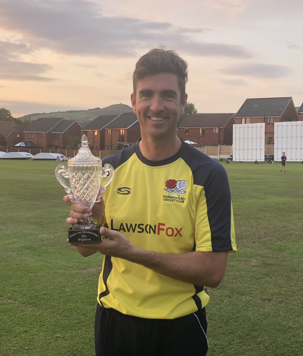 HORWICHRMI's tweet photo. One year ago tonight, A packed Recreation Ground witnesses HRMICC become Back to back BCL T20 champions. https://t.co/yYJdjyXJaZ