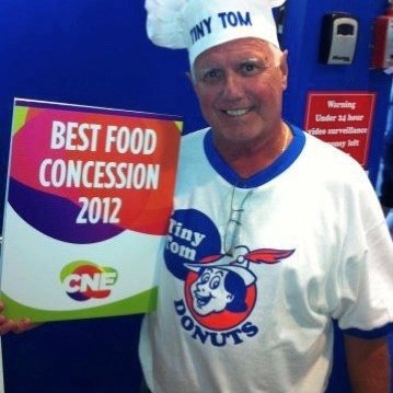 OakValleyHealth's tweet photo. In loving memory of Tom Brazier, the Brazier family &amp; @TinyTomDonuts will be honouring his legacy &amp; what would have been his 74th birthday by donating 100% of purchases on Friday &amp; Saturday to MSH. Visit @TinyTomDonuts at 7323 Woodbine Ave in Markham to enjoy a sweet treat 🍩 https://t.co/IYDZC8fZFc
