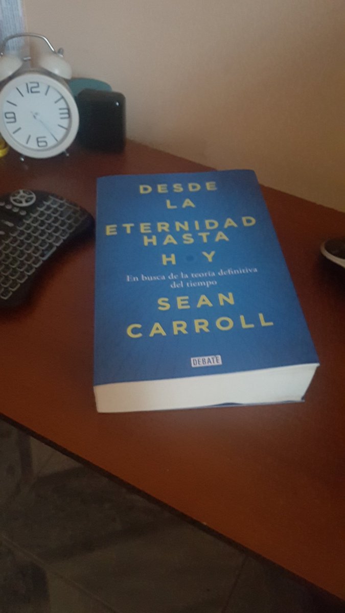 andarsa's tweet photo. #LibroEnLaMesaDeNoche https://t.co/5MJ1iCWE4U
