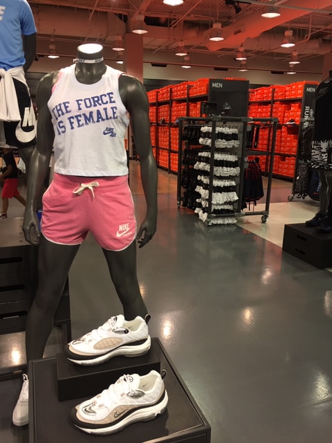 Prizmoutlets's tweet photo. @Nike Weather you are going back to school or home schooling, @nikestore is the way to go.
@Prizmoutlets Primm, NV https://t.co/20o1M4oz9s