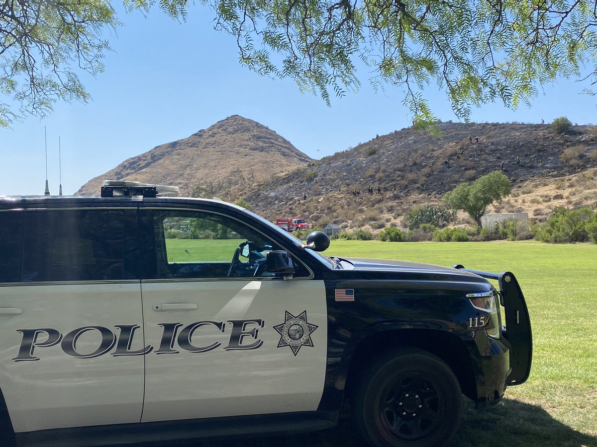 CI_Police's tweet photo. Thanks to @vcfd_pio @fedfire72 @OxnardFire and @calfire for working the #LewisFire Update: Firefighters have the active fire knocked down with smoldering spots left. All aircraft have been released. Crews will be out mopping up hotspots for the next few hours. https://t.co/teJthhKsZw
