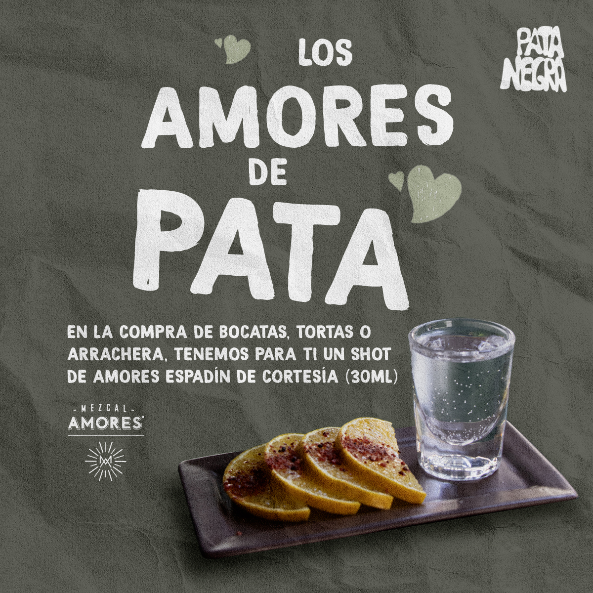 ¡El amor tiene sabor a mezcal! 
Te regalamos un shot de <a href="/mezcalamores/">Amores</a> en compañía de tus alimentos #DeVueltaAlPata
