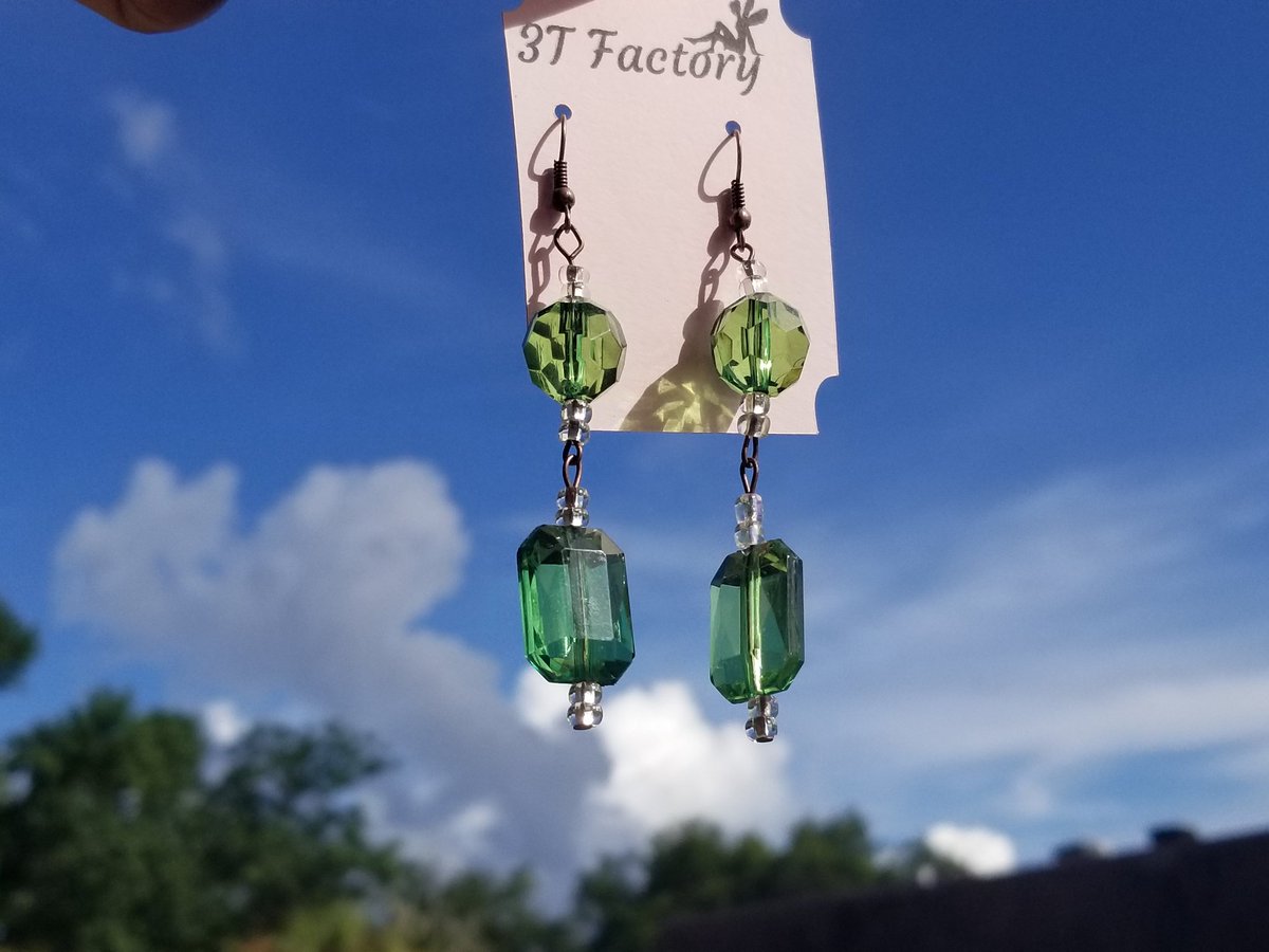 3tFactory's tweet photo. Do you have a favorite Wizard of Oz interpretation? All the fairytales in Once Upon a Time were amazing and the fashion? YES PLEASE! 
#oz  #wizardofoz #ouat #onceuponatime #statementjewelry #statmentearrings #greenearrings #blackownedbusiness #etsy #etsyshop #3tfactory https://t.co/sDLyhD95jk