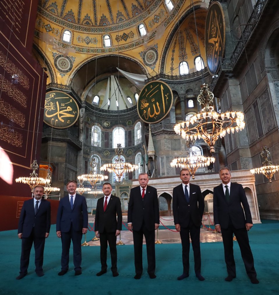 Kavuşmaya az kaldı...

#AyasofyaCamii